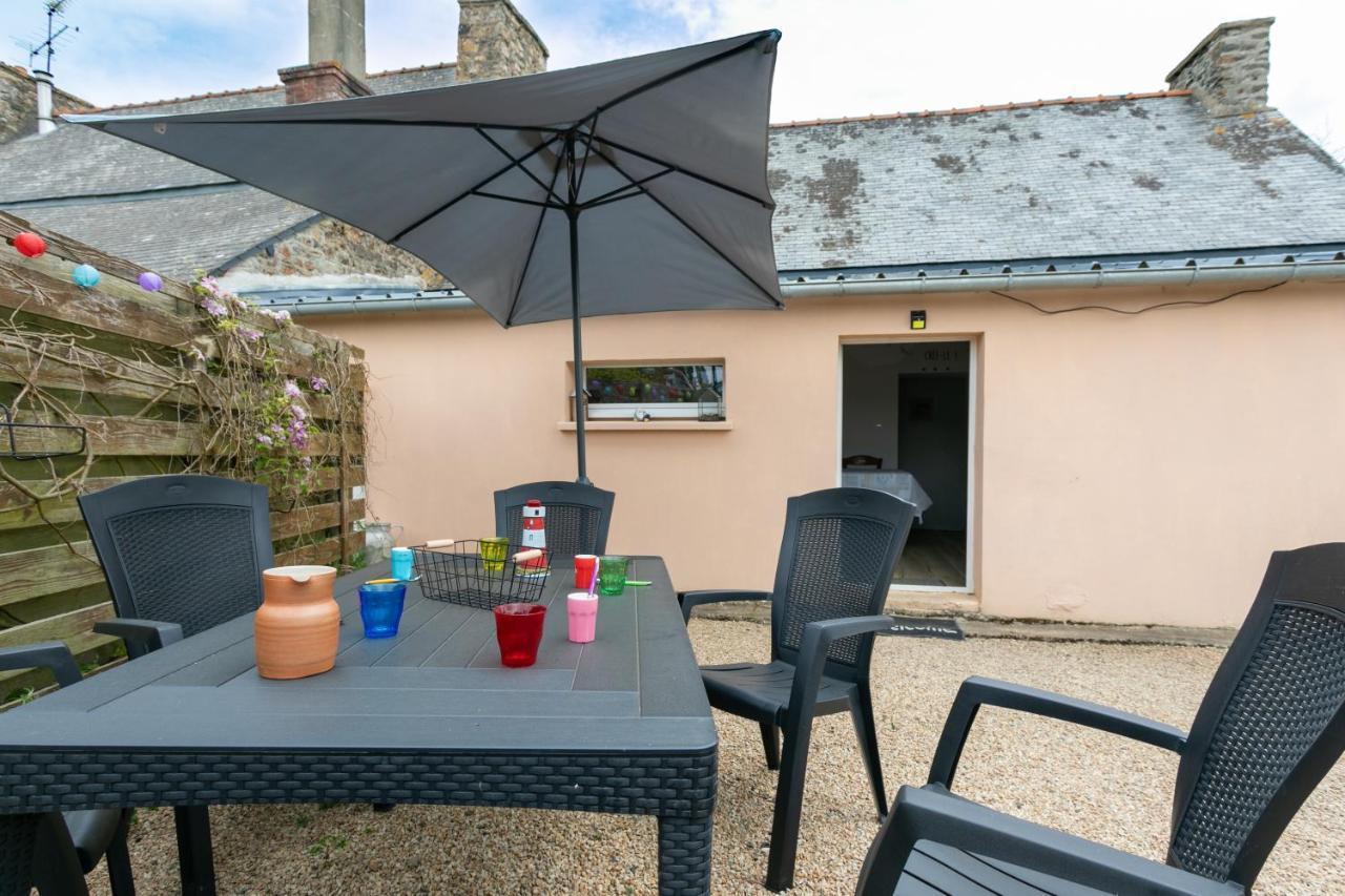 Le Gite De Kergrist Le Faouet  Exterior photo